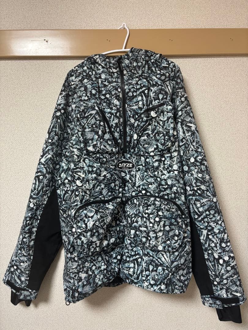 NOMADIK スノーボードジャケット