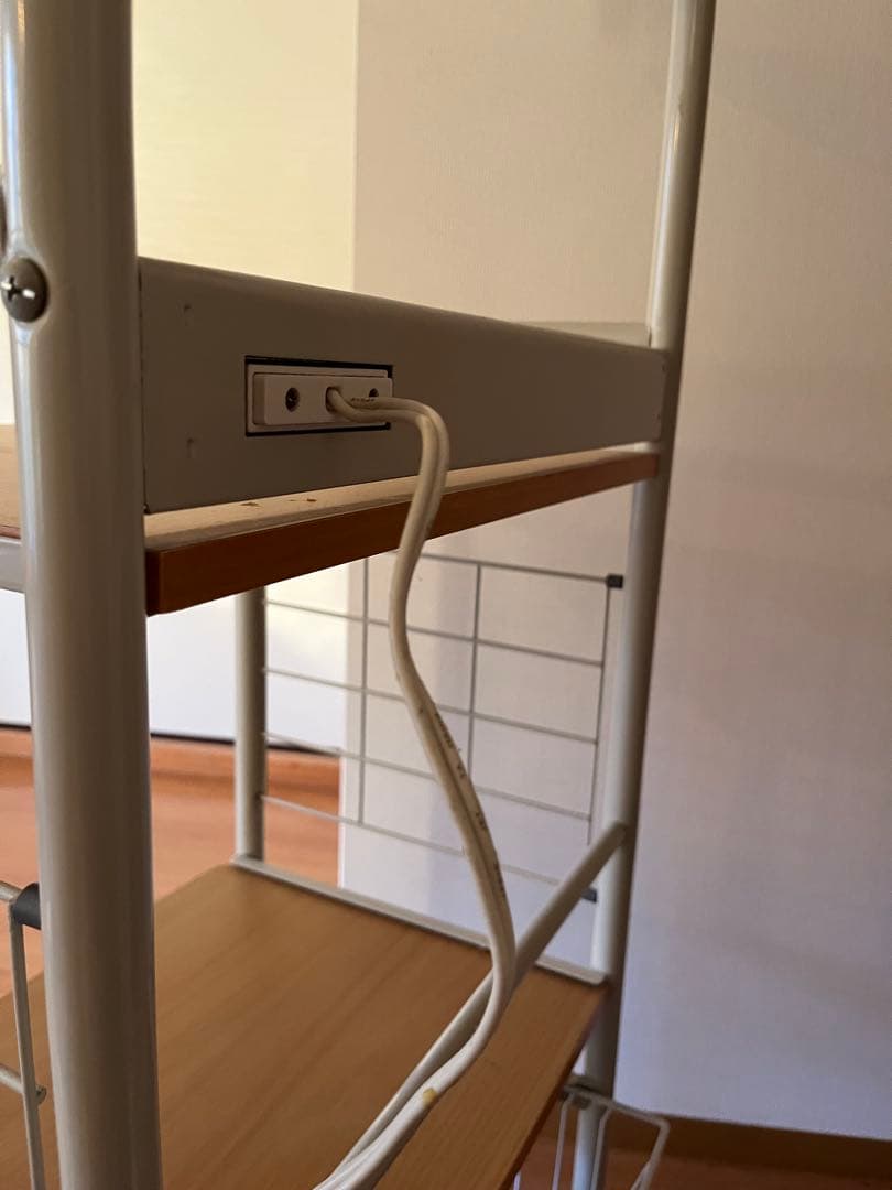 ラスト値下げ！【美品】コンセント付き！レンジボード キャスター付き