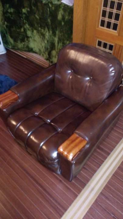 皮チェアー 椅子