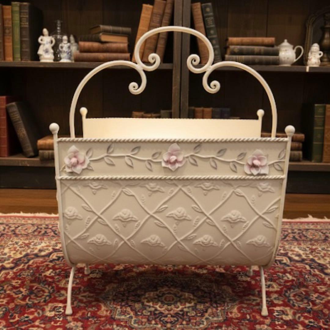 湯布院アンティーク イタリア ロココ調 ブックスタンド アイアン家具 姫家具