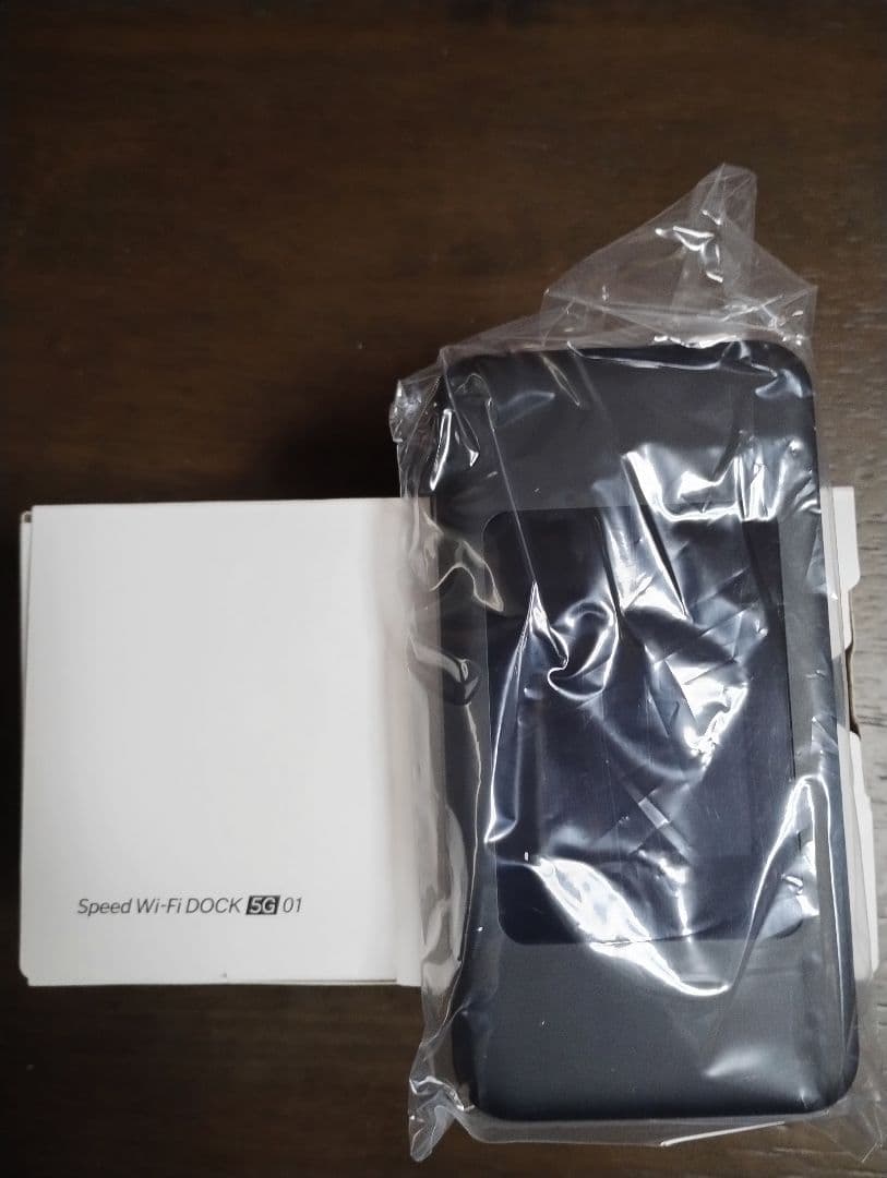 Speed Wi-Fi DOCK 5G 01 （UQ）