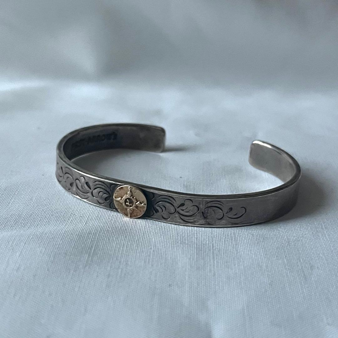 ファーストアローズ FIRST ARROWS 8mm K18 バングル 唐草彫り