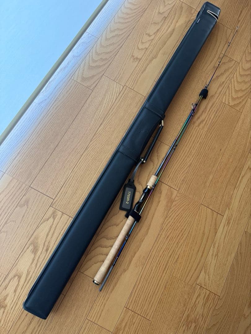 シマノ　ワールドシャウラリミテッド　1703R-2