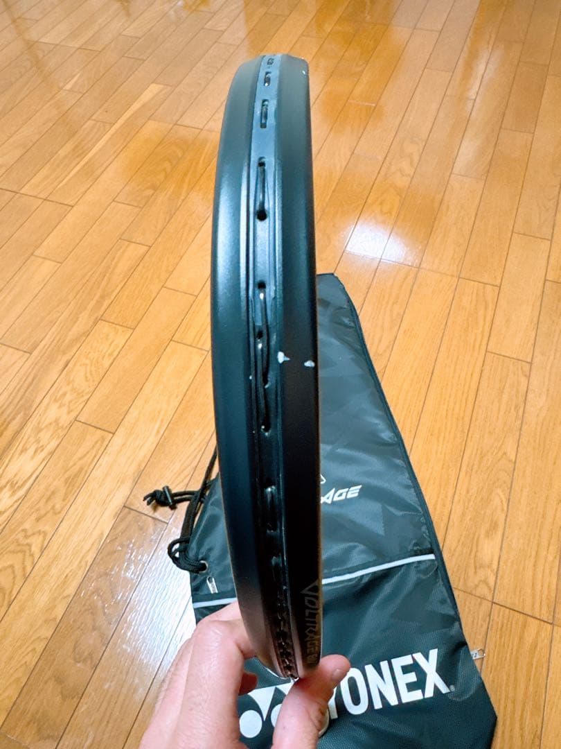 YONEX ボルトレイジ　8V