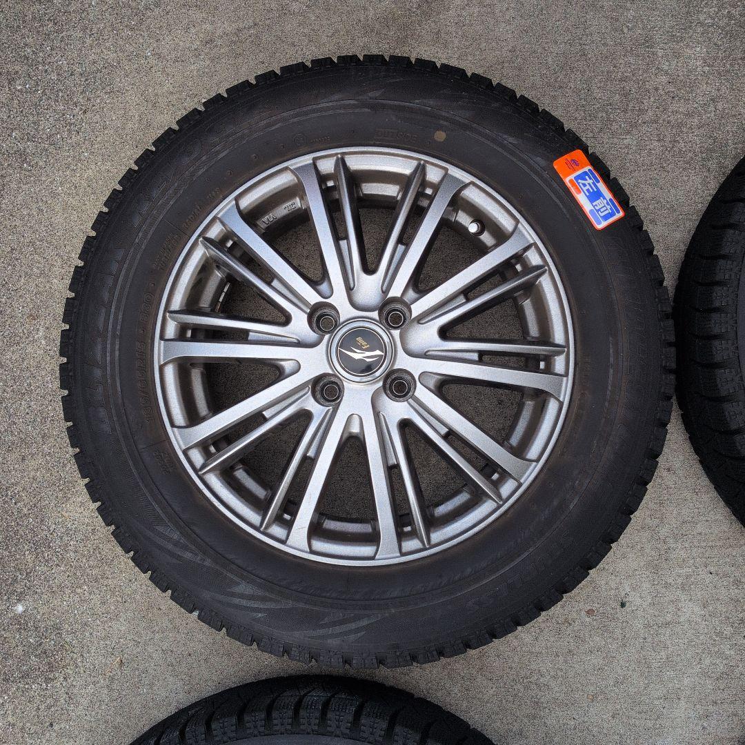 【送料出品者負担】ブリヂストンREVO G2 スタッドレスタイヤ4本（ボルト付）