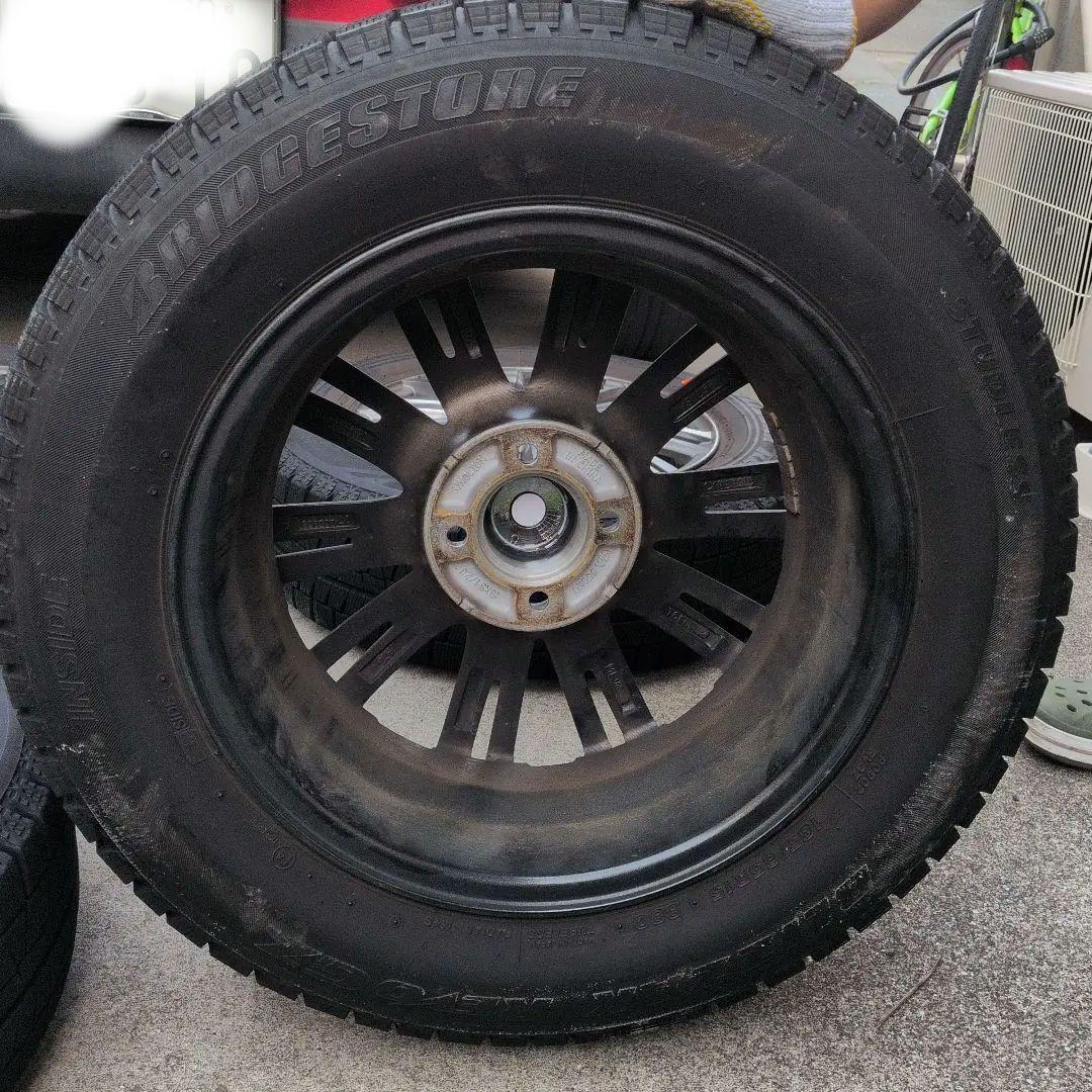 【送料出品者負担】ブリヂストンREVO G2 スタッドレスタイヤ4本（ボルト付）