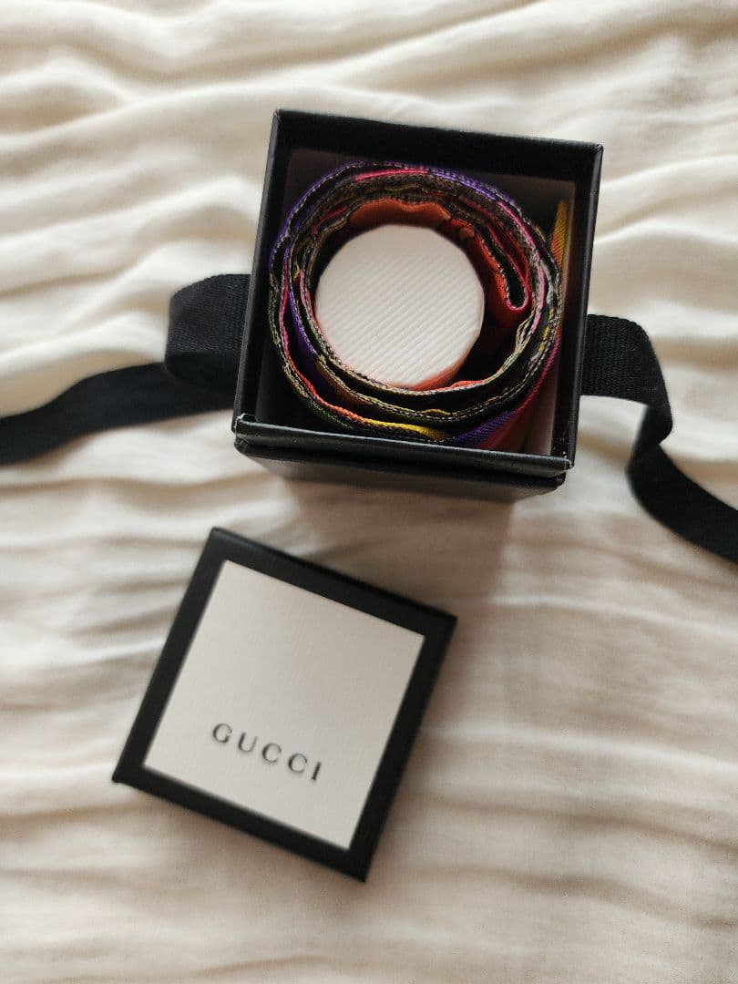 【新品未使用】GUCCI 花柄 GGロゴ スカーフ