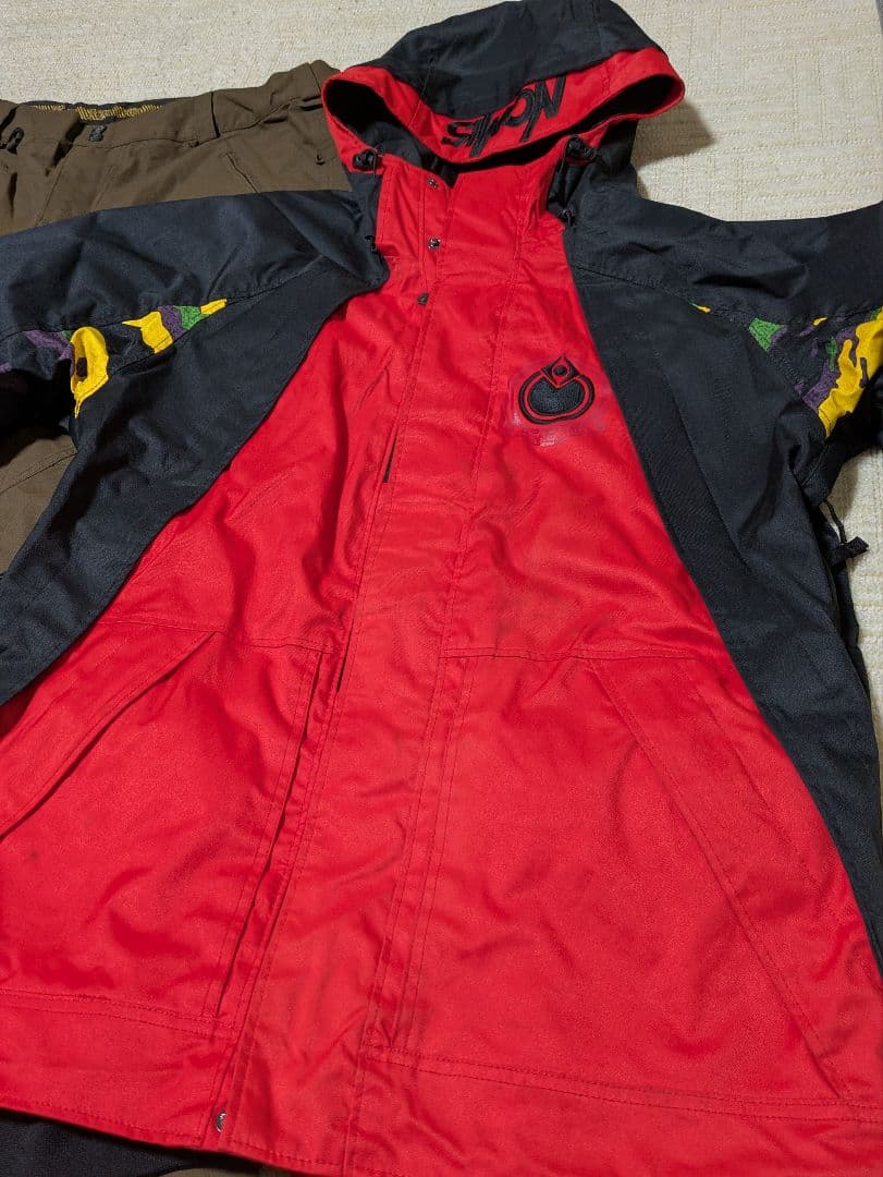 VOLCOM NOMIS メンズスノーボードスノボースキーウェア　サイズL