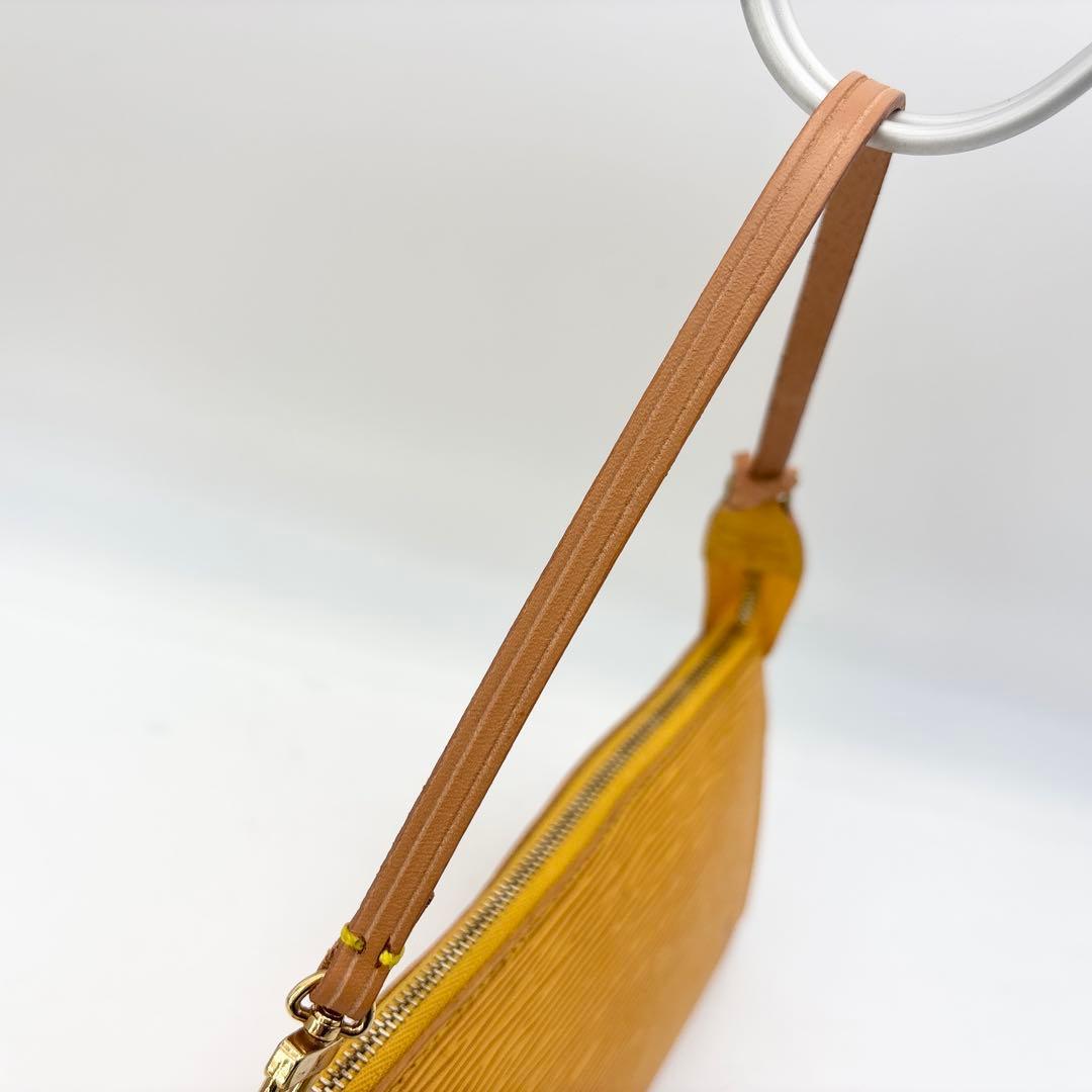 ルイヴィトン M52959 エピ ポシェット アクセソワール ポーチ イエロー