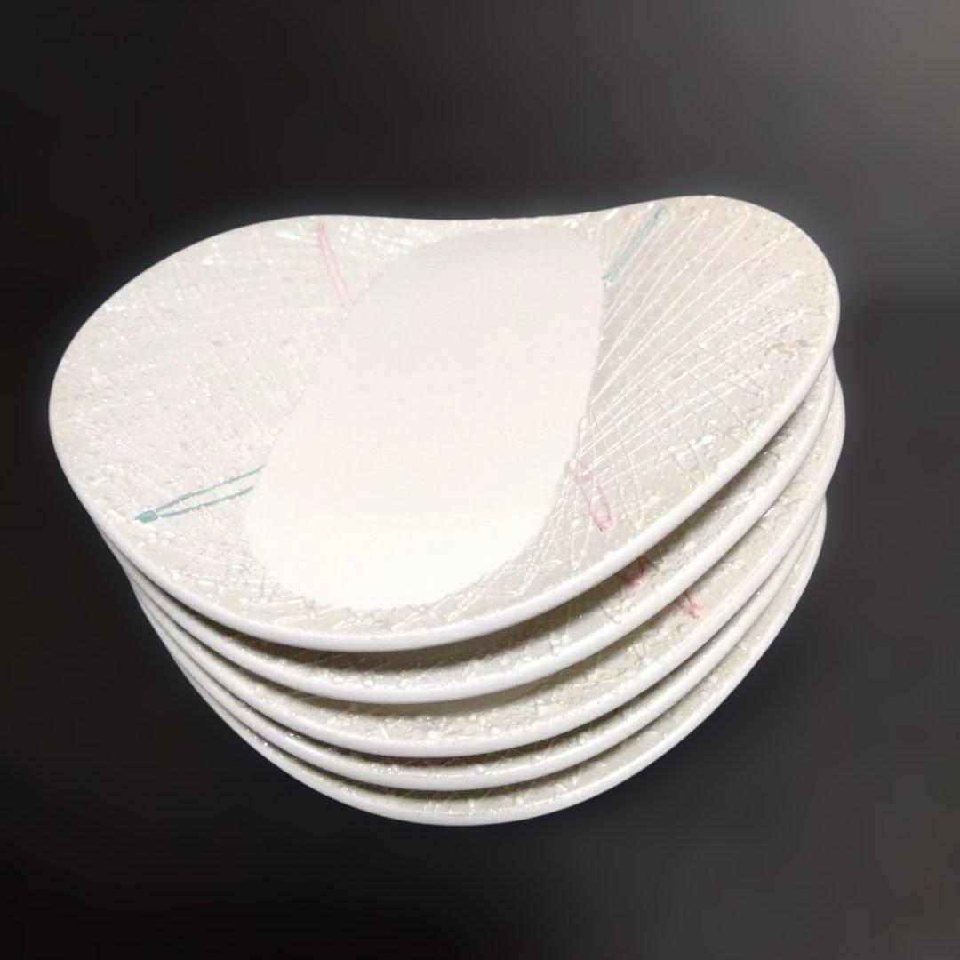 未使用 有田焼 古千窯 湾曲プレート5枚　お祝い