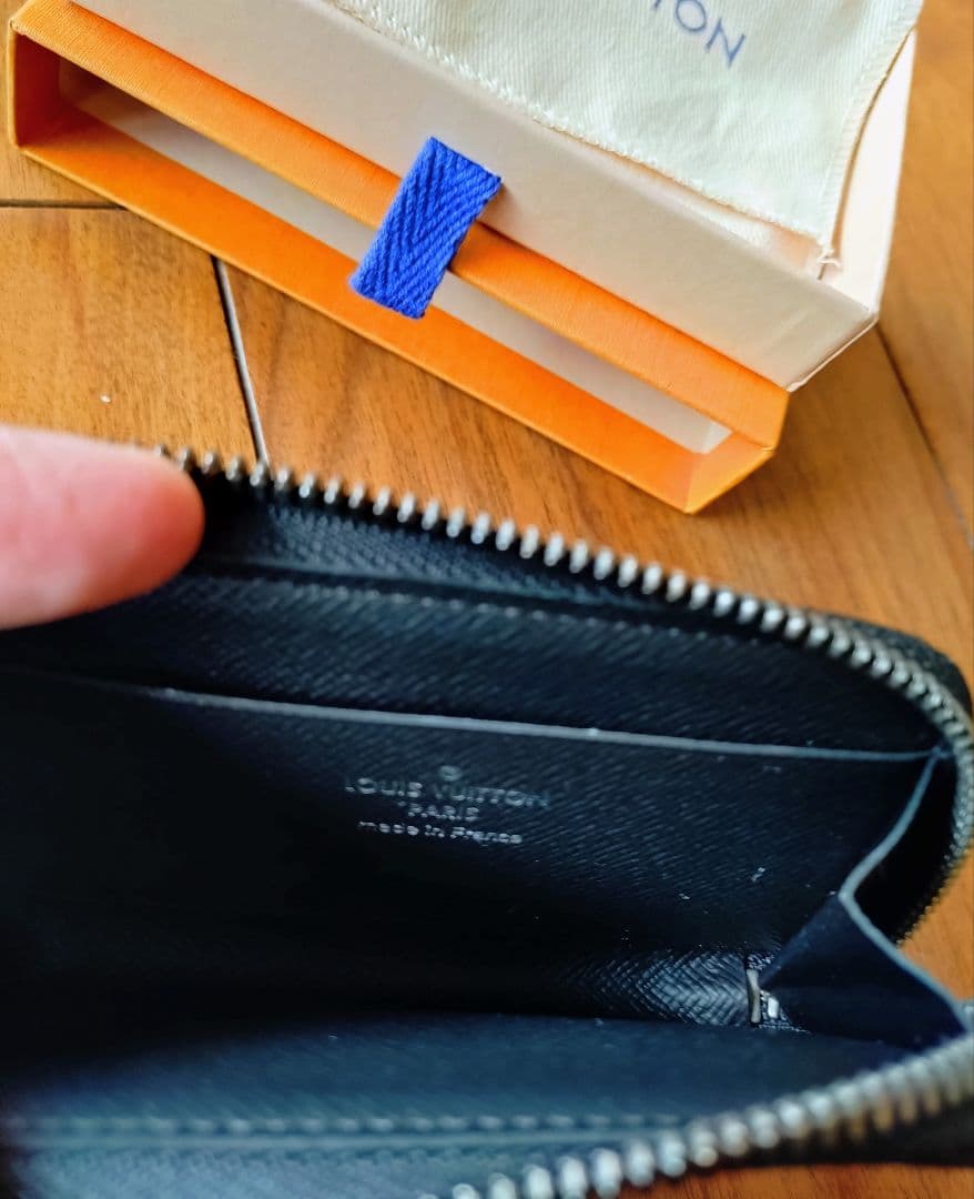 LOUIS VUITTON ヴィトン ポルトモネジュール モノグラムエクリプス