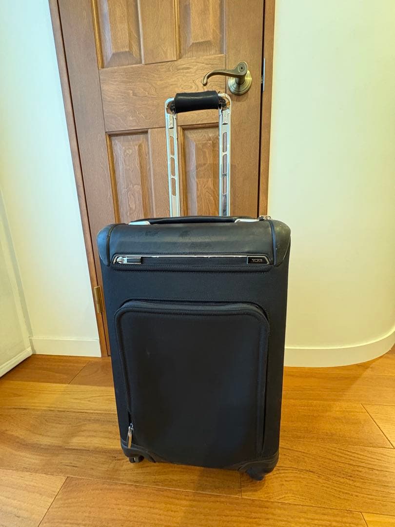 TUMI トゥミ　機内持ち込み可　エグゼクティブ　スーツケース　255060D2