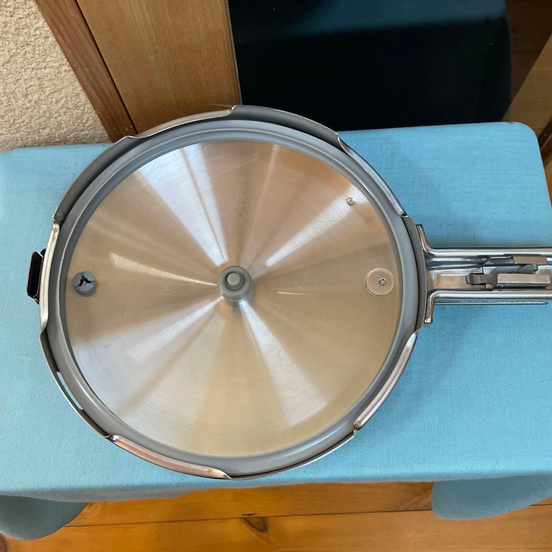 ステンレス圧力鍋 9リットルスノコ付き