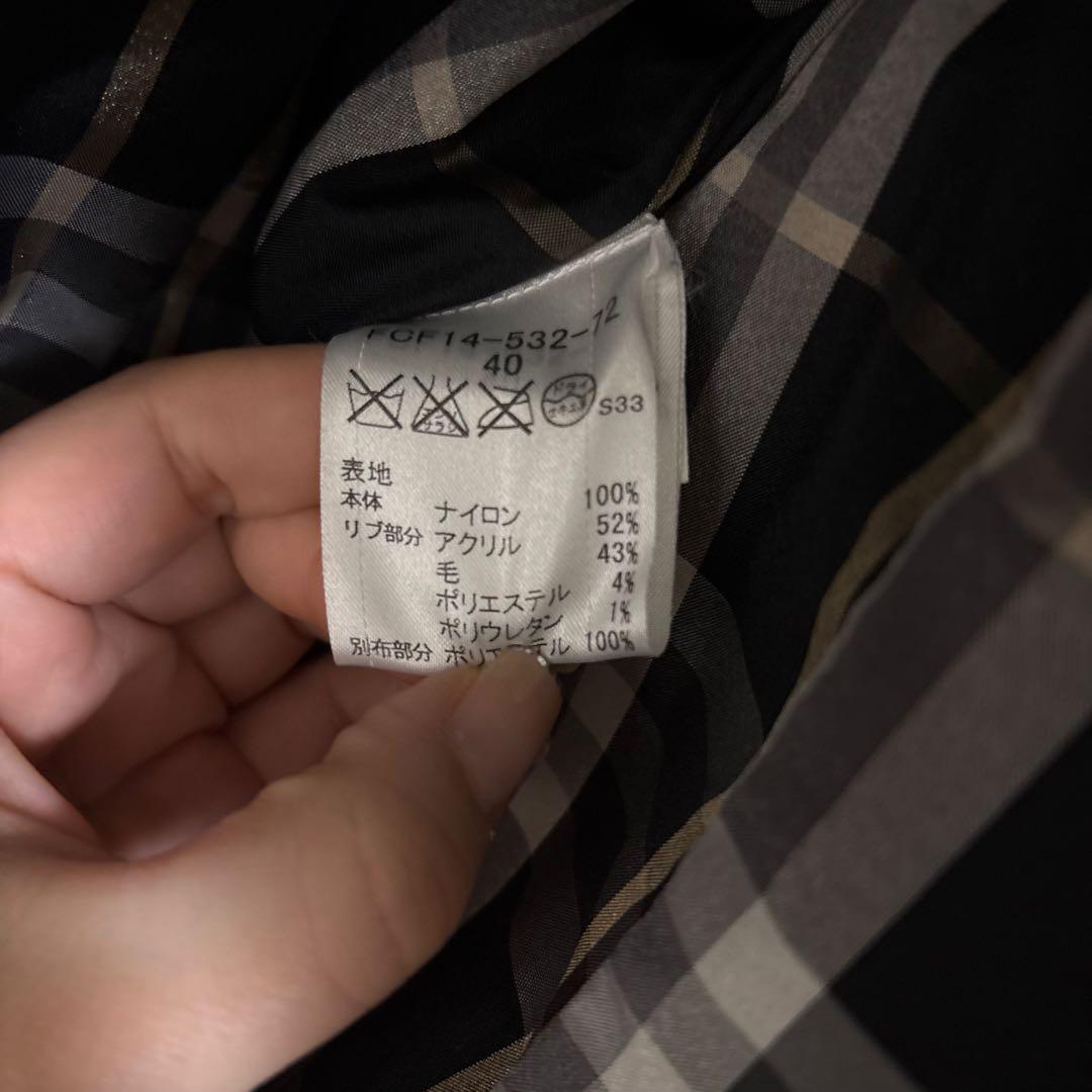 バーバリーブルーレーベル　ダウンコート　カーキ　刺繍ロゴ　40