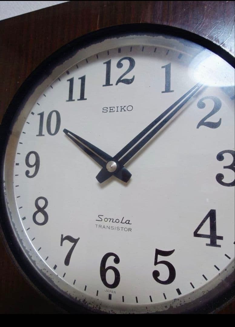 セイコー　Sonola トランジスター時計ブラウンの木目調デザイン　ガラス昭和感