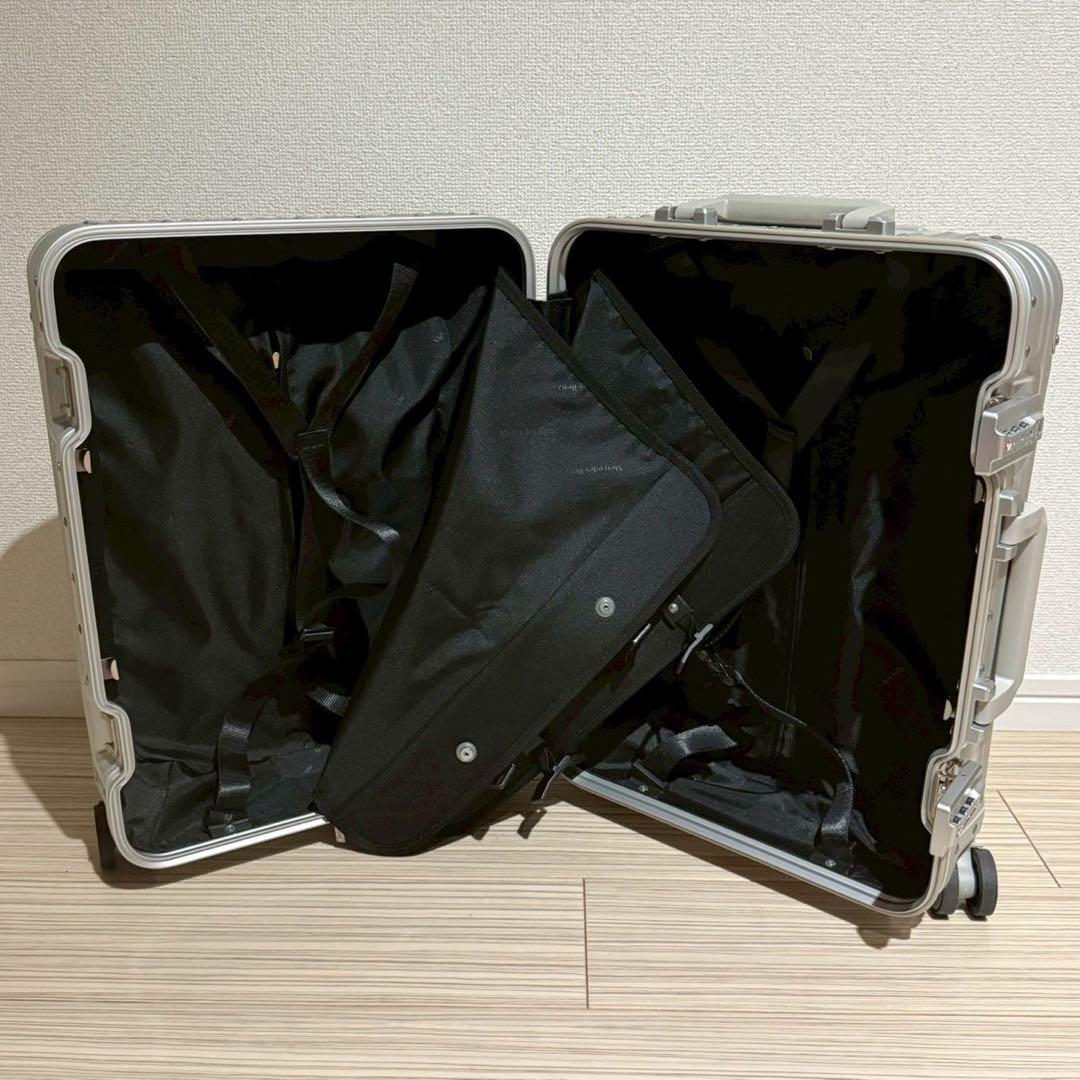 メルセデスベンツ アルミスーツケース 32L 4輪 TSAロック 機内持込サイズ