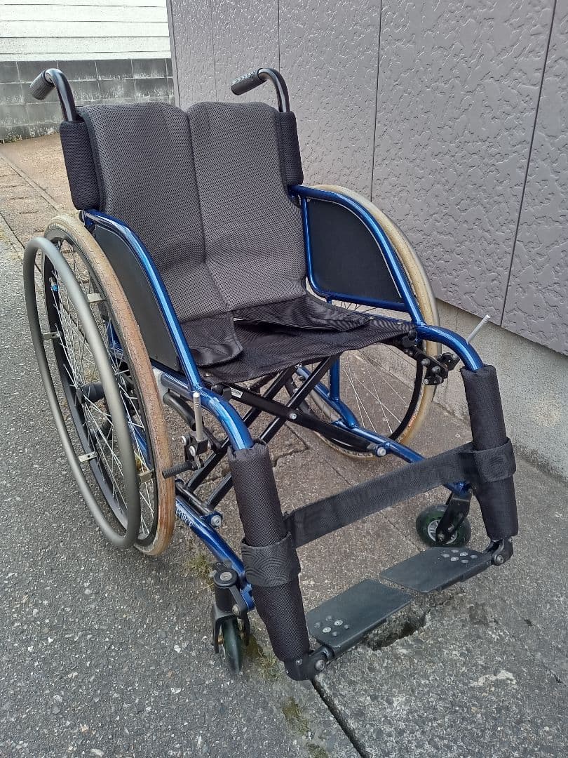 MIKI ミキ　FORCE NOVA3 車椅子軽量