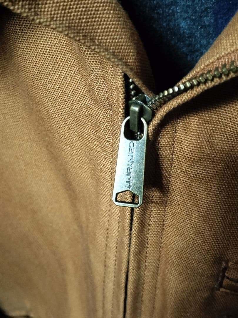 美品★Carhartt デトロイトジャケット 現行モデル カーハートブラウン L