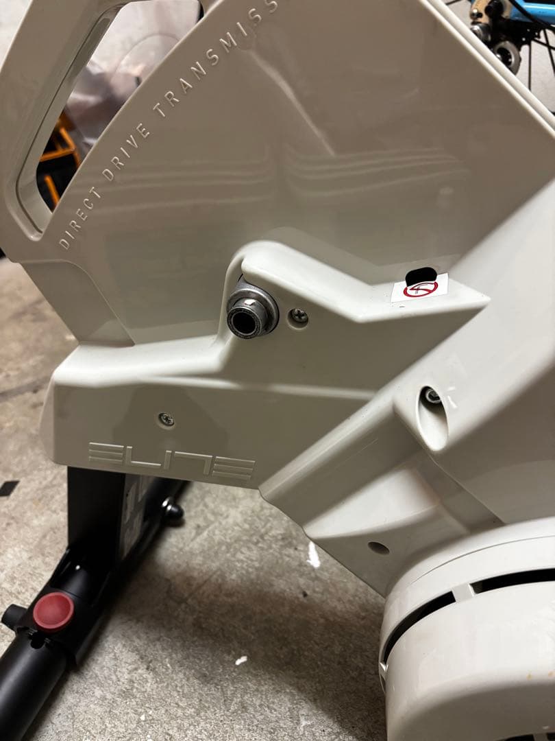 ELITE DRIVO スマートトレーナー　ZWIFT対応