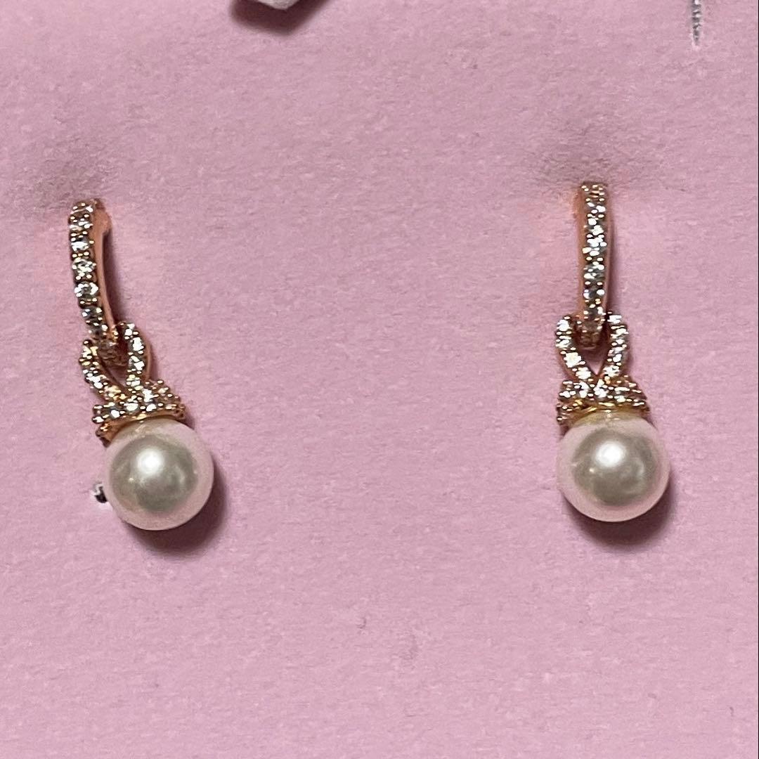 スワロフスキーピアスパール