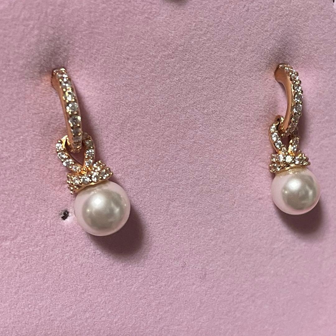 スワロフスキーピアスパール