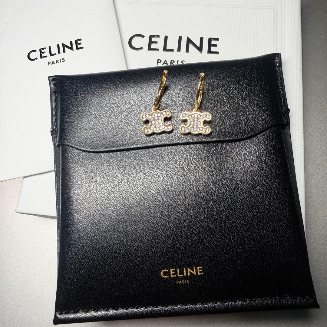 【新品未使用】CELINEトリオンフ ラインストーン ピアス 定価92400