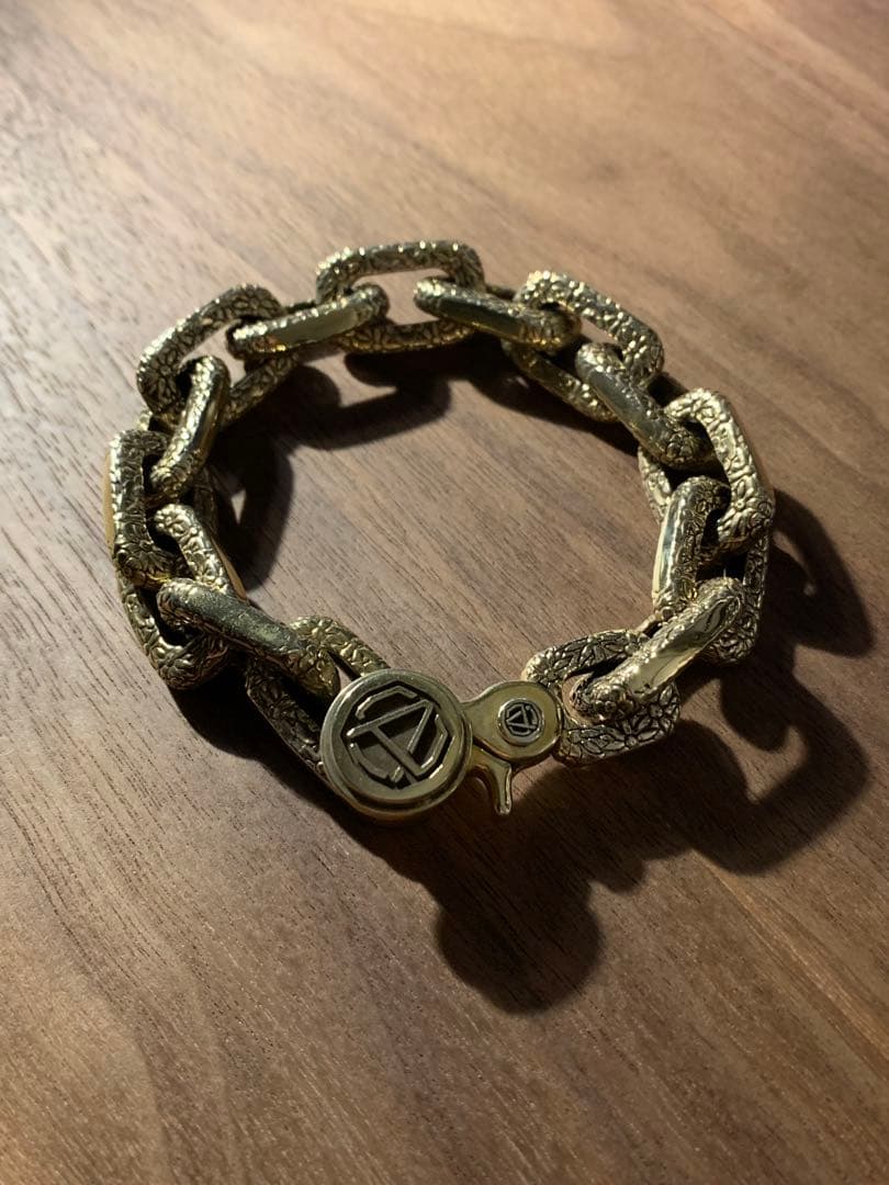 【AMBUSH/アンブッシュ】TEXTURED CHAIN BRACELET