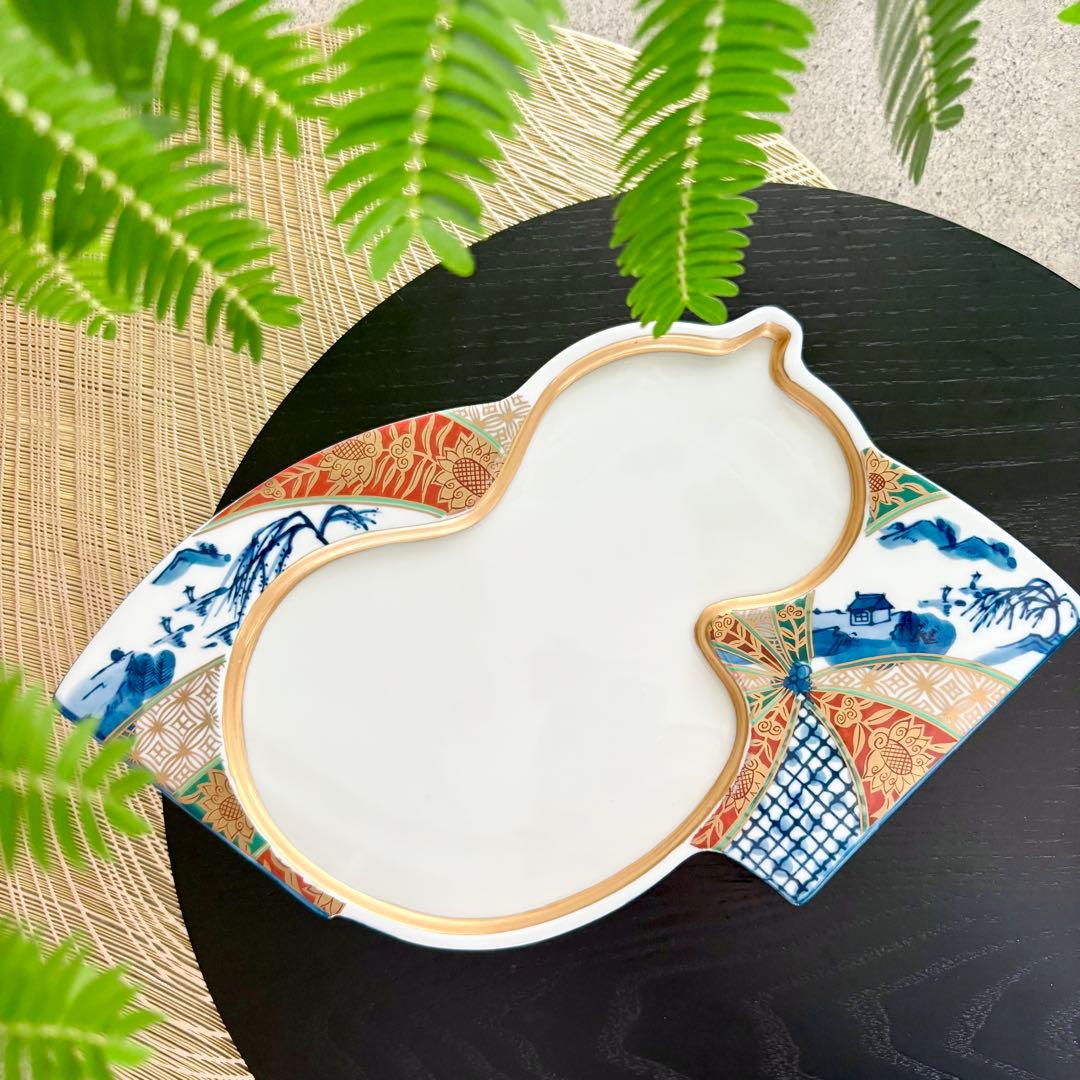 扇瓢箪皿　3枚　高級和食器　平皿　口替り皿　縁起物　金彩　手描き　作家　有田焼