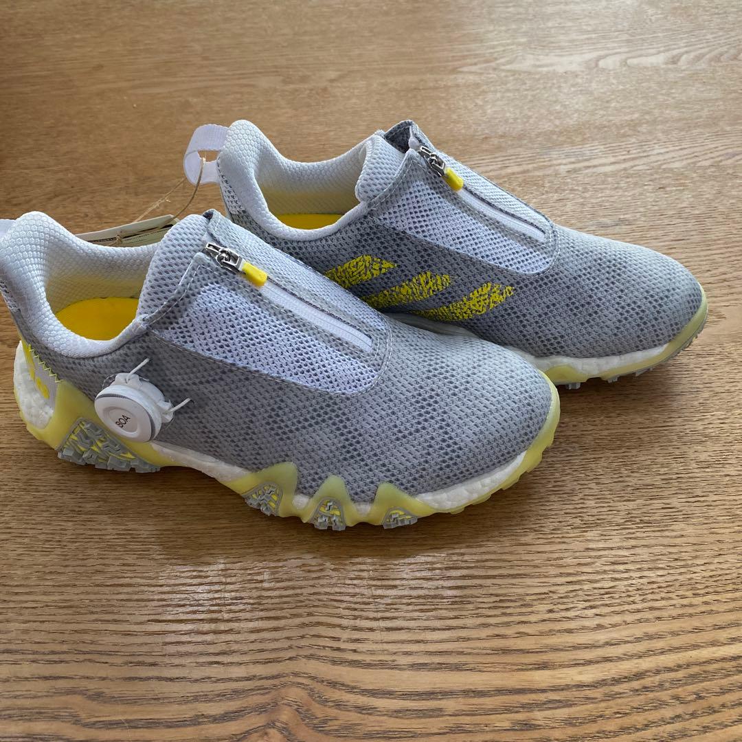 新品　アディダスゴルフシューズ