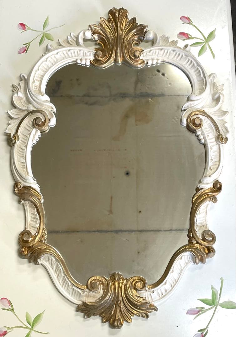 イタリー製 壁掛け鏡 アンティーク調 クラシックオーバル型 ゴールド/白 美品