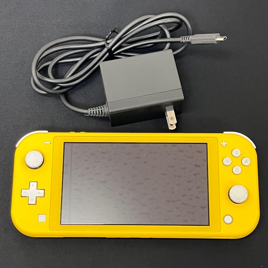 ジャンク【電源確認済み】Nintendo Switch Lite　イエロー