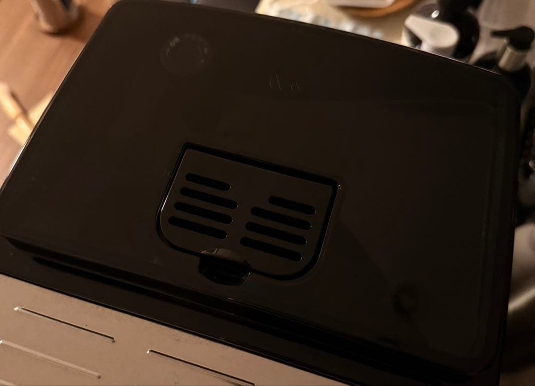 デロンギ マグニフィカS 動作確認済 ミルクジャグ付 ECAM23120BN