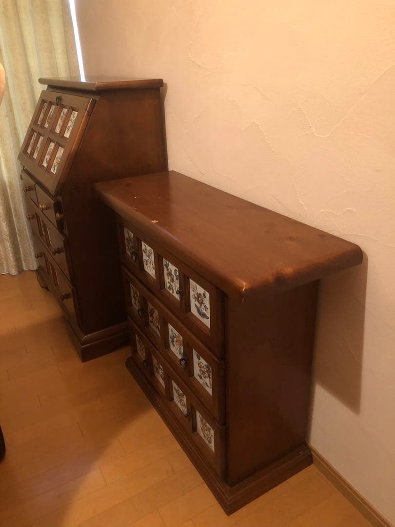 アクタス　スペイン家具　パイン材　タイル　チェスト　箪笥　アンティーク