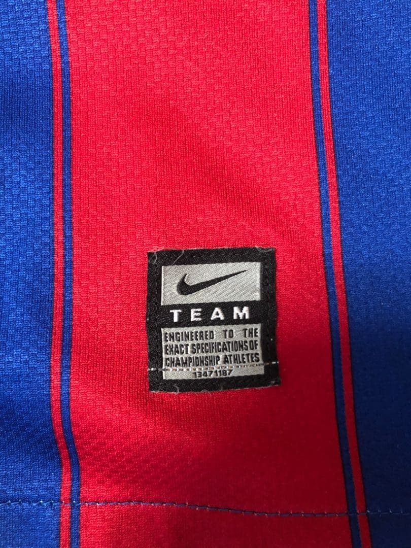 バルセロナ　イニエスタ　サイン入り　ユニフォーム