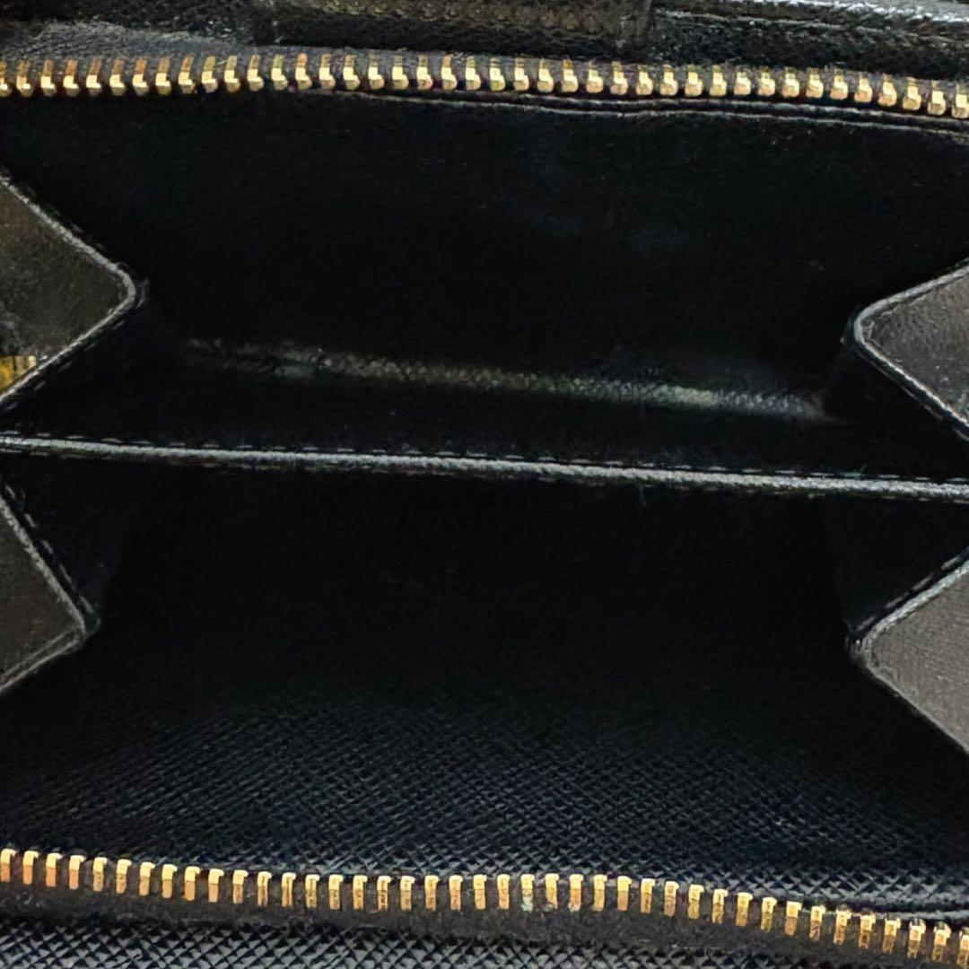 ココ⚫︎PRADA ミニ財布 サフィアーノレザー L字ファスナー