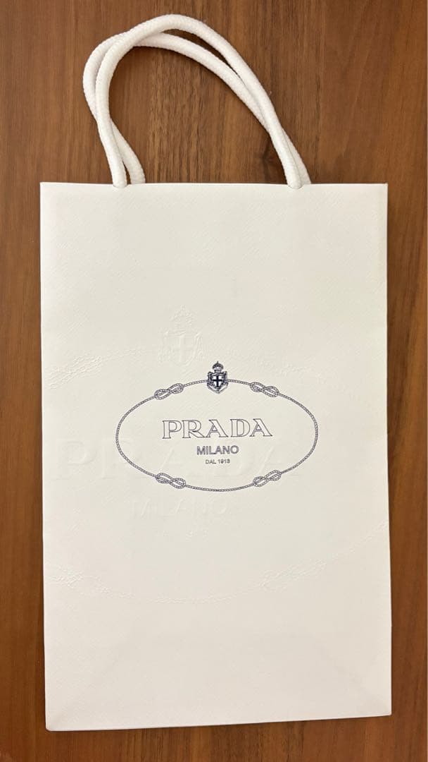 ココ⚫︎PRADA ミニ財布 サフィアーノレザー L字ファスナー