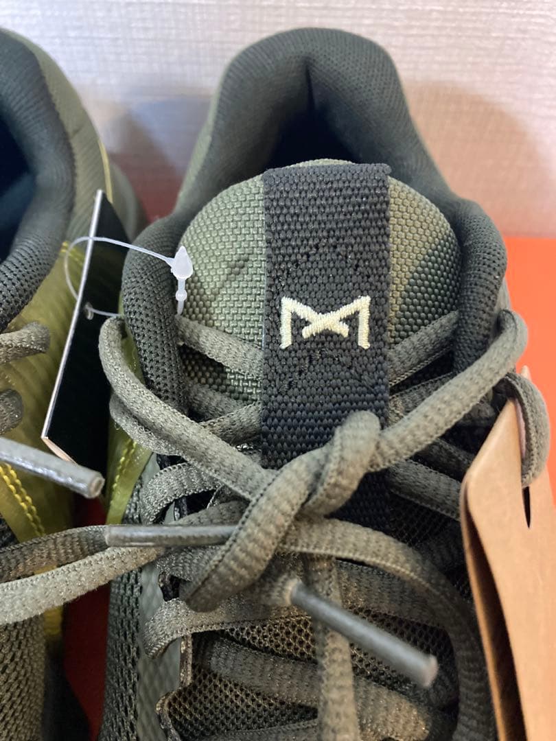 新品未使用！NIKE メトコン9 25.5