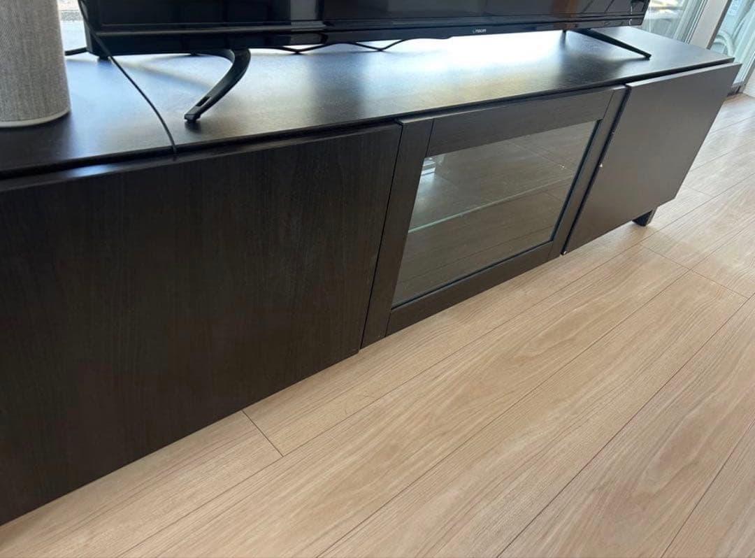 引き取り限定　IKEA ダークブラウン テレビ台 幅180cm ガラス扉付き