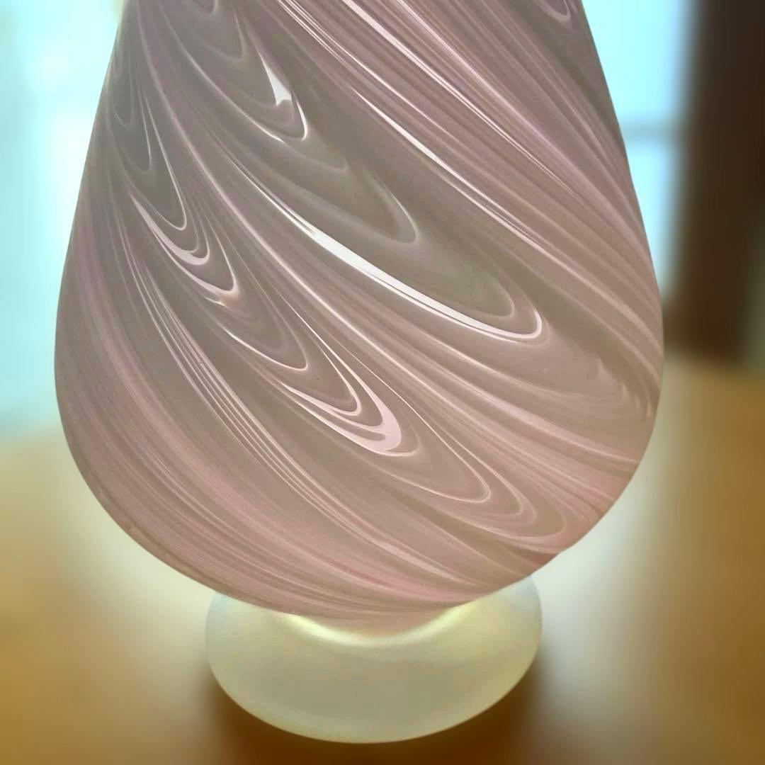 北一硝子？廣田硝子？昭和レトロ花瓶　台付　マーブル　ピンク