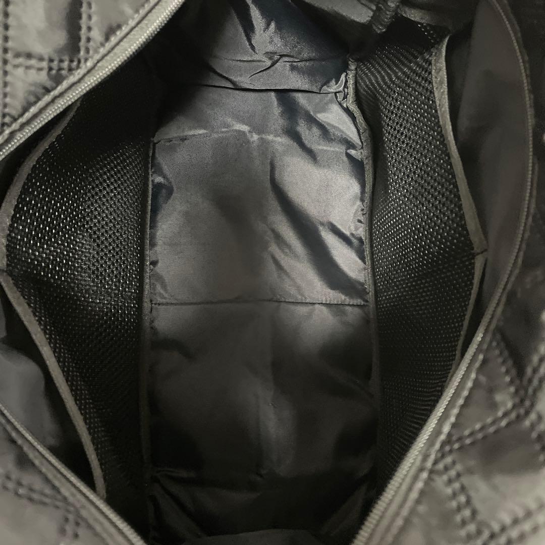 美品　マリークワント　ピンソニックキルトデイジー ライトボストンバッグ 黒