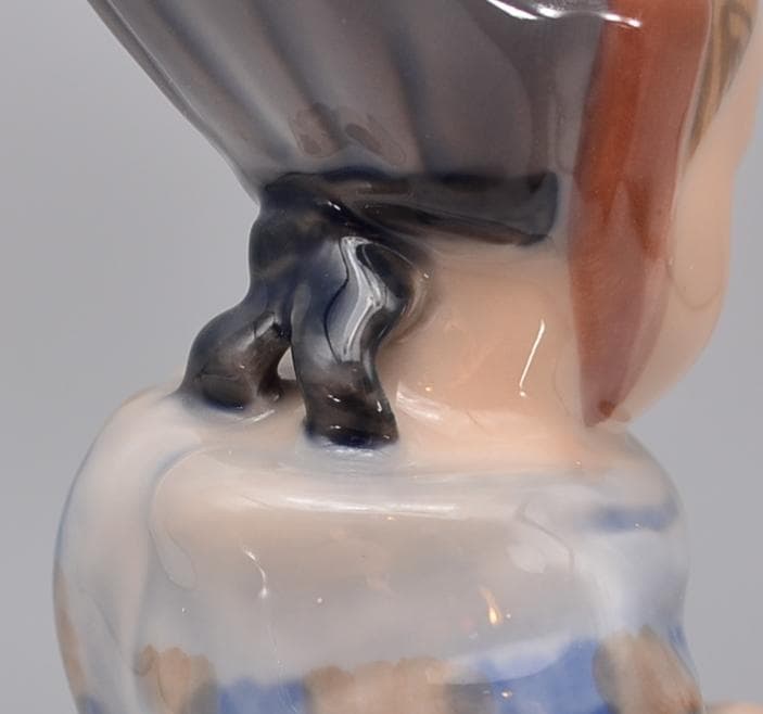 アマー島の少女　＃1251　No.3　★ロイヤルコペンハーゲン　デンマーク　絶版