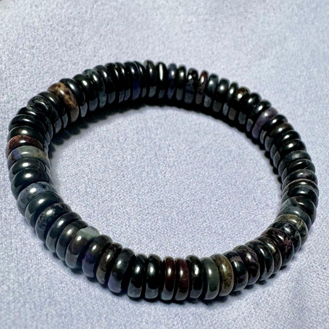 【鑑別済】未使用、希少な本物証明✨高品質スギライトボタンカット、ブレスレット