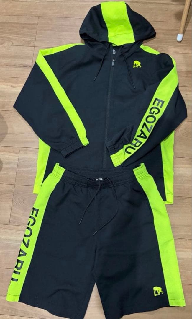 EGOZARU フード付きジャケット＆ショートパンツセット　M