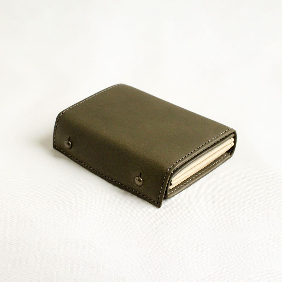 エムピウ ミッレフォッリエ　p25 グリージョ