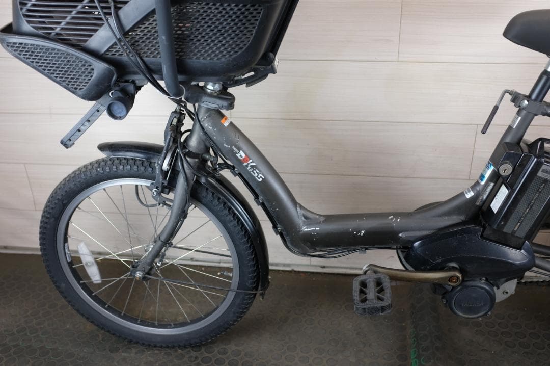 電動自転車ヤマハPAS　KISS　20インチ　3段　8.7Ah充電器あり