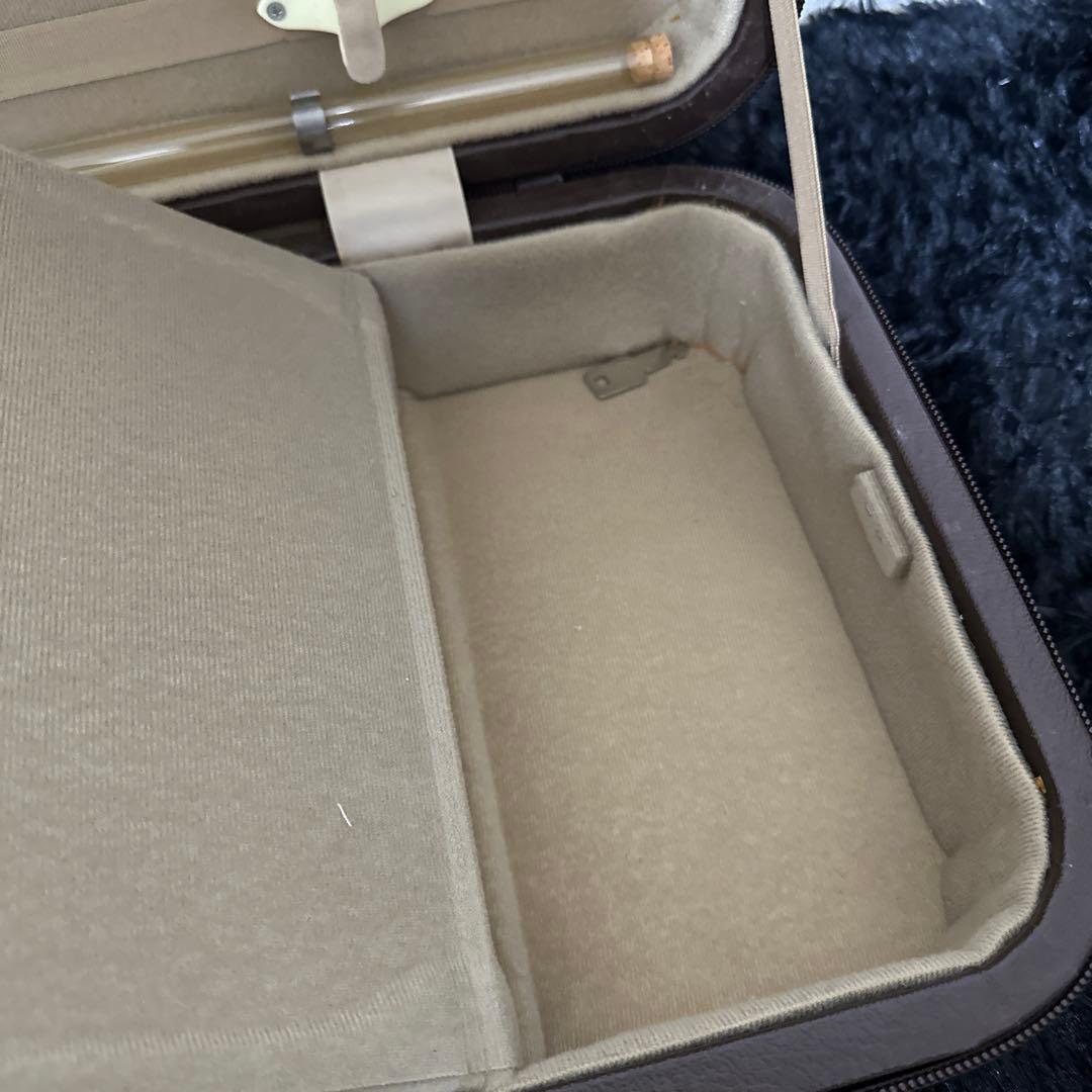 美品 ESPRI バイオリンケース 4/4サイズ 弦楽器 弓4本 東洋楽器