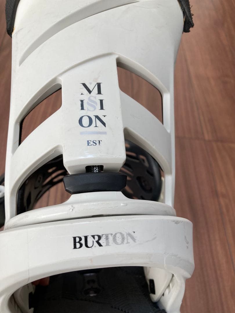 Burton Mission ESTスノーボード ビンディング
