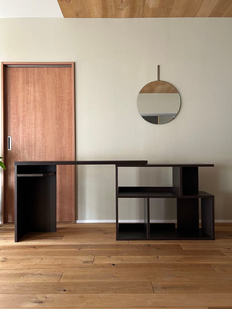 デスクシェルフ