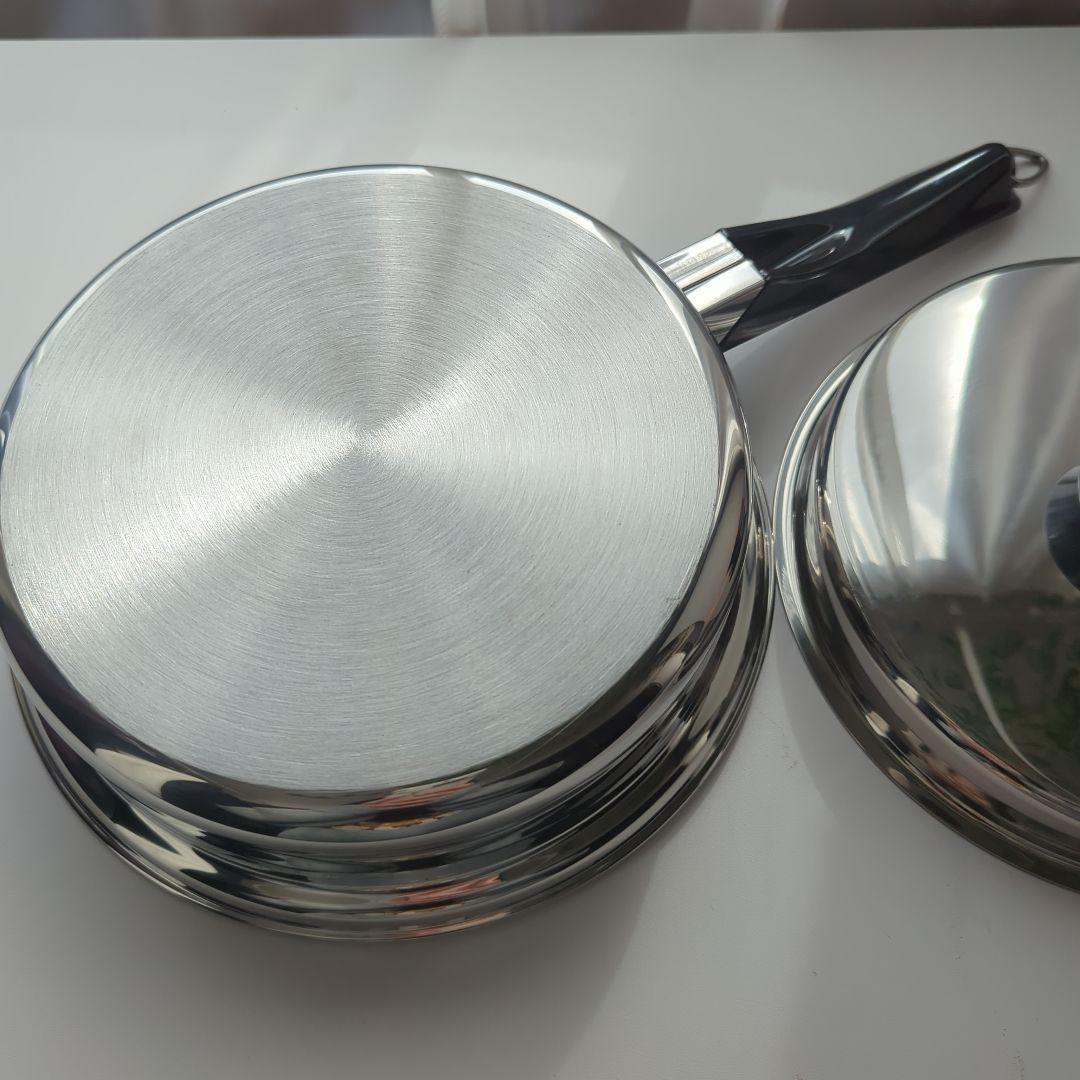 【新品未使用】アムウェイ ステンレススチール フライパン 22cm 蓋付き