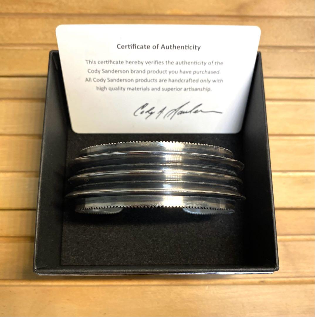 コディーサンダーソンTriple Blade Wire Coin Edge